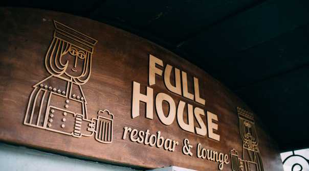 Full House Bar